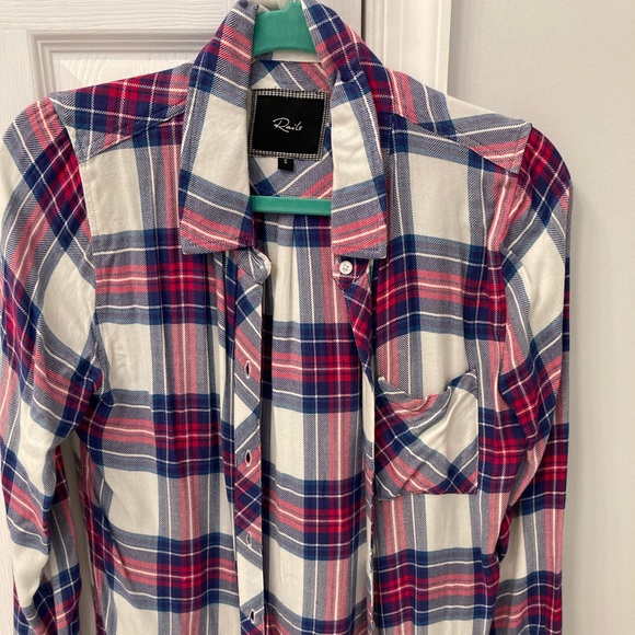 Rails button down shirt. In good condition! - Picture 1 of 3